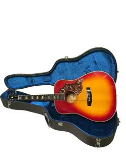 MORRIS WH-25 BY GIBSON HUMMINGBIRD REPLICA ACOUSTIC GUITAR - VINTAGE GOOD SOUND