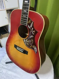 REPLICA ACOUSTIC