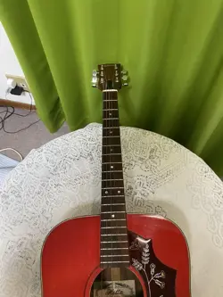 REPLICA GUITAR