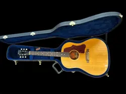 ACOUSTIC GUITAR GIBSON HISTORIC COLLECTION J-50 NATURAL 2005 WITH HARD CASE
