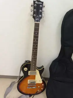 MUSICAL INSTRUMENTS STORE