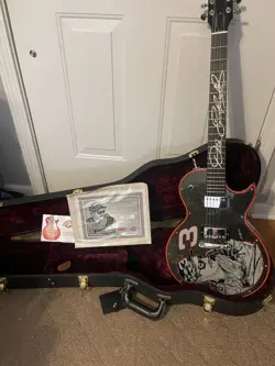 GUITAR “MINT CONDITION