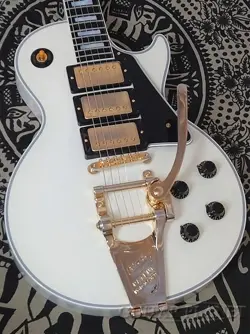 GIBSON CUSTOM SHOP  JAPAN LIMITED RUN~ 1957 LES PAUL CUSTOM 3-PICKUP WITH