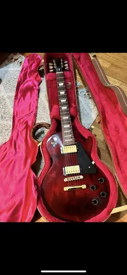2005 GIBSON LES PAUL STUDIO 