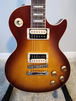 **GIBSON LES PAUL CUSTOM LITE BURST**