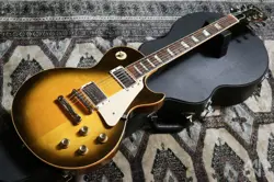 1977 ELECTRIC GUTIAR