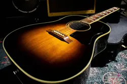 GIBSON SOUTHERN JUMBO / 2002 USED ACOUSTIC GUITAR