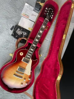 ELECTRIC GUITAR GIBSON LES PAUL STANDARD 60S FIGURED TOP BOURBON BURST WITH CASE