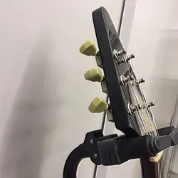 SEMI-HARD CASE INCLUDED