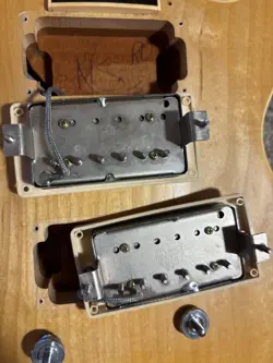 FINISH ELECTRIC GUITAR