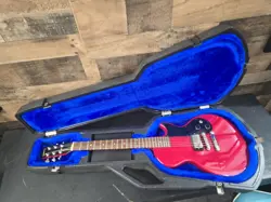 RED W/OHSC.