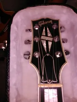 GUITAR SEMI-HOLLOW MAHOGANY