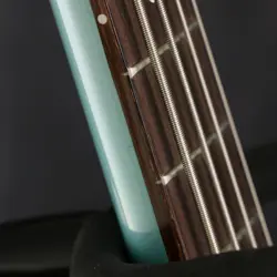 GIBSON USA / NON-REVERSE THUNDERBIRD INVERNESS GREEN 2ND OUTLET S/N 210140281