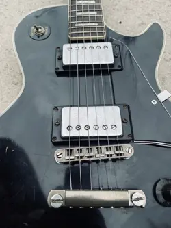 VINTAGE GIBSON LES PAUL KOREAN