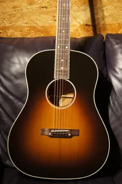 GIBSON CUSTOM SHOP KEB' MO' 3.0 12-FRET J-45 VINTAGE SUNBURST 20403089 2023