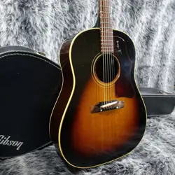GIBSON 1968 J-45 ADJ NEW ELECTRIC BASS
