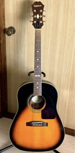 GIBSON ACOUSTIC GUITAR WITH STAND - EXCELLENT CONDITION