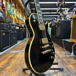ELECTRIC GUITAR 1975