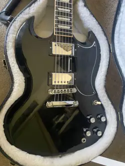 STANDARD 61 EBONY