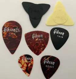 GUITAR PICKS NEW