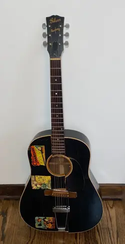 VINTAGE ANTIQUE GIBSON BANNER 40S J45 BANNER ACOUSTIC BLACK WOOD GUITAR