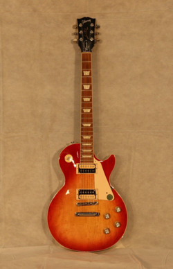 GIBSON LES PAUL CLASSIC ELECTRIC GUITAR - HERITAGE CHERRY SUNBURST