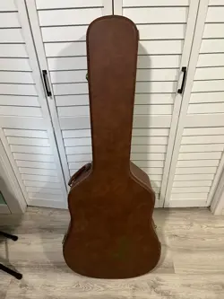 GIBSON USA ACOUSTIC HARD CASE VINTAGE
