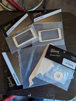 SWITCH RING ..CREAM
