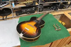 GIBSON ES-150 SUNBURST