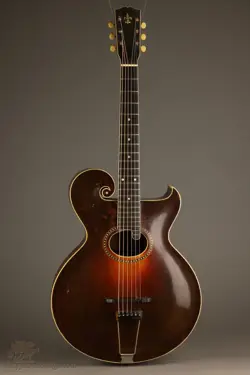 1917 GIBSON STYLE O ARTIST ARCHTOP ACOUSTIC W/ORIGINAL CASE, USED