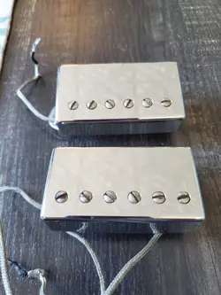 GIBSON LES PAUL GUITAR PICKUPS