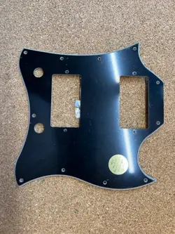 GIBSON SG TRIBUTE PICK GUARD