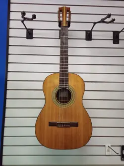 GIBSON C-0 CLASSICAL GUITAR