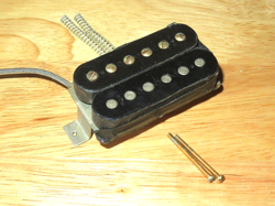 1970'S BLACK W/