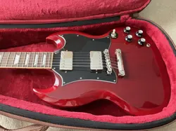 EPIPHONE SG STANDARD WITH NEW G IBSON LEATHER GIG BAG