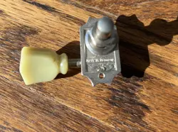 TUNERS GUITAR