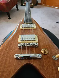 HARMONY FLYING V WITH GIBSON UPGRADES