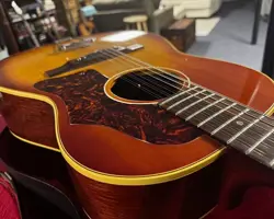 GIBSON 12-STRING ACOUSTIC GUITAR