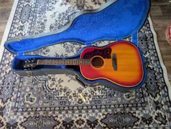 GIBSON J45 ACOUSTIC GUITAR