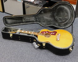 GIBSON J-200 ACOUSTIC-ELECTRIC