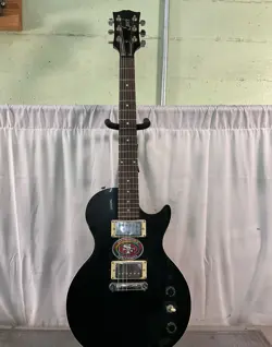 GIBSON EPOCH BALDWIN EDUCATION ELECTRIC GUITAR W/ STAND