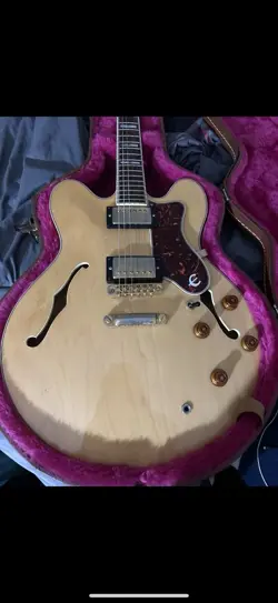MID 80S EPIPHONE BY GIBSON SHERATON GUITAR WITH GIBSON HARD SHELL CASE