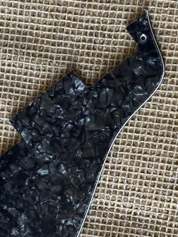 SCRATCH PLATE BLACK