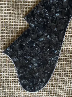 LONG STYLE GUITAR