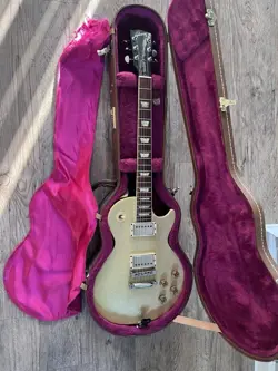 GIBSON LES PAUL STANDARD 50S ELECTRIC GUITAR