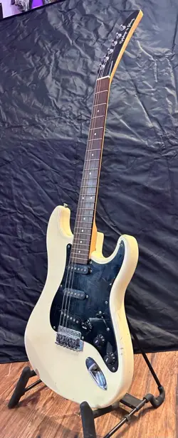 EPIPHONE BY GIBSON STRAT STYLE
