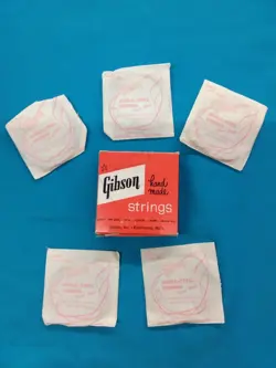 VINTAGE '50S/'60S GIBSON SONOMATIC ~ 5 LIGHT GAUGE GUITAR STRINGS NO. 338 OR 340