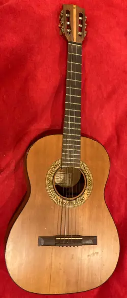 CO CLASSICAL GUITAR