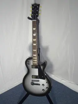 2012 GIBSON LES PAUL 70S TRIBUTE - SATIN SILVERBURST WITH HARD CASE
