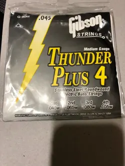 GIBSON THUNDER PLUS 4 STAINLESS STEEL ROUNDWOUND ELECTRIC BASS STRINGS